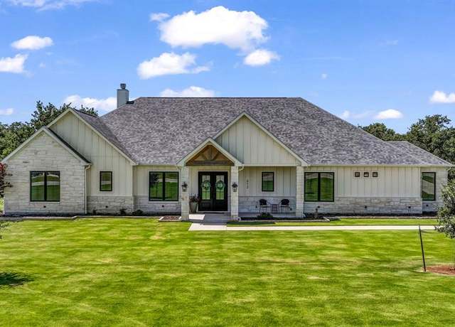 Property at 612 Latigo Ct, Weatherford, TX 76088, 4 beds, 3.5 baths