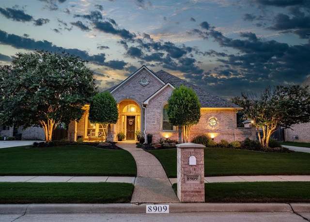 Property at 8909 Stratford Dr, North Richland Hills, TX 76182, 4 beds, 3.5 baths