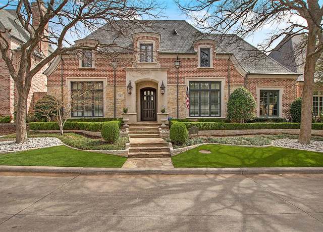 Property at 44 Abbey Woods Ln, Dallas, TX 75248, 3 beds, 3 baths