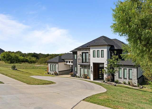 Property at 2829 Plume Ct, Cedar Hill, TX 75104, 5 beds, 3.5 baths