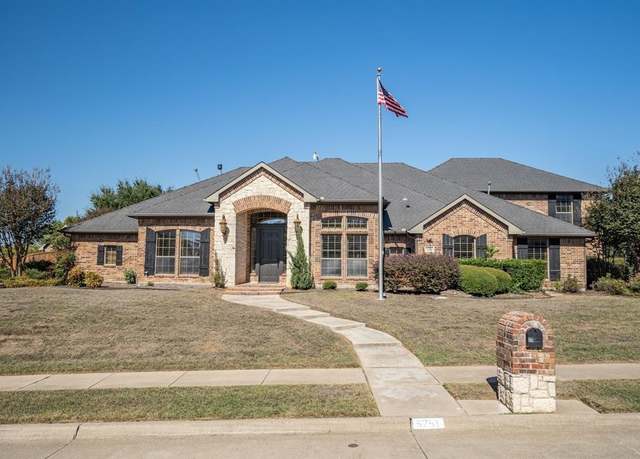 Property at 5251 Redwood Ln, Midlothian, TX 76065, 4 beds, 3 baths