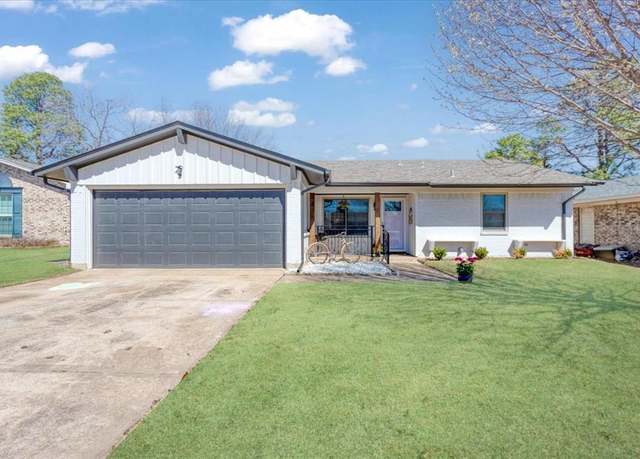 Property at 2723 Shawn Dr, Denison, TX 75020, 3 beds, 2 baths