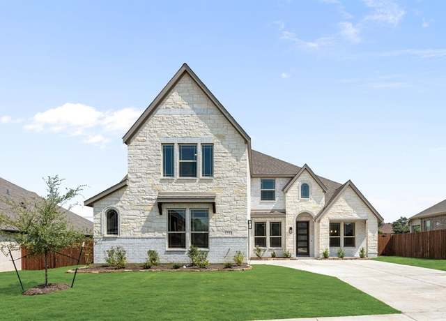 Property at 1233 Winona St, Desoto, TX 75115, 5 beds, 4 baths