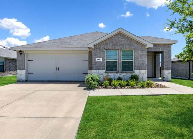 Property at 206 Wrangler Dr, Josephine, TX 75189, 3 beds, 2 baths