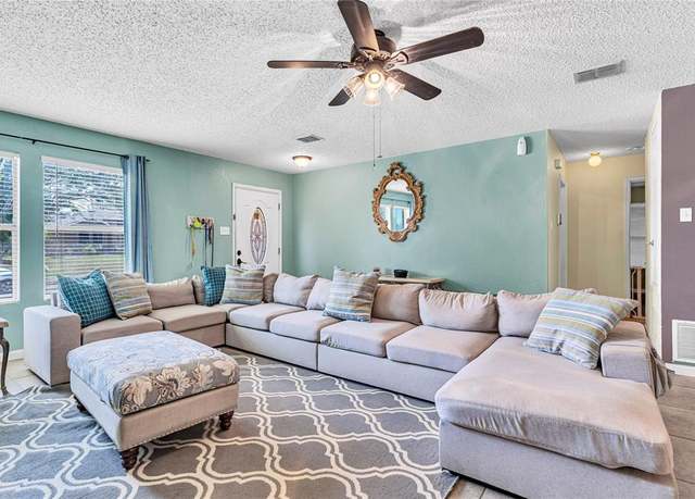 Property at 5408 Lansdowne Ave, Fort Worth, TX 76135, 3 beds, 2 baths
