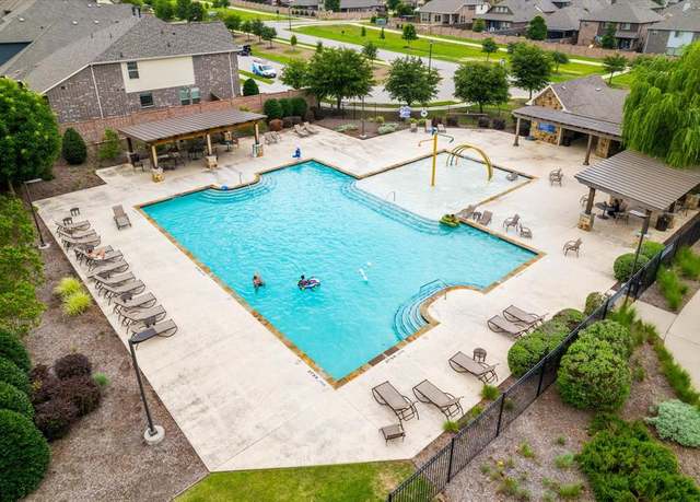 Property at 1108 Summer Ln, Mckinney, TX 75071, 4 beds, 3 baths