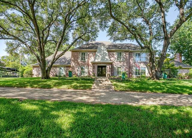 Property at 4020 Shadow Dr, Fort Worth, TX 76116, 5 beds, 3.5 baths