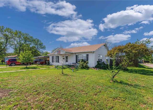 Property at 3840 Parrish St, Bellmead, TX 76705, 3 beds, 1.5 baths