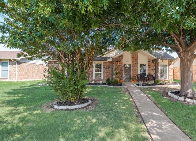 Property at 8829 Denver St, Rowlett, TX 75088, 3 beds, 2 baths