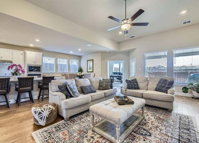 Property at 405 Augusta Ct, Oak Point, TX 75068, 4 beds, 3 baths