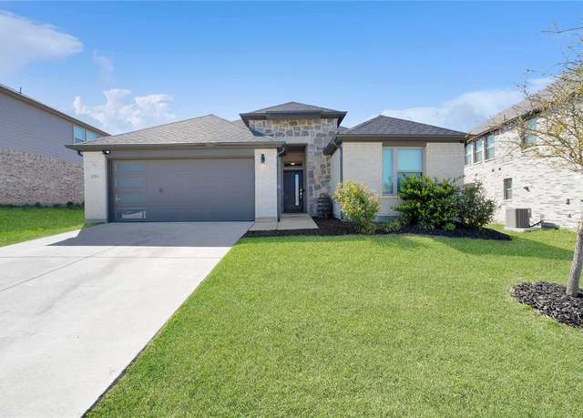 Property at 2513 Shakopee St, Fort Worth, TX 76179, 3 beds, 2 baths