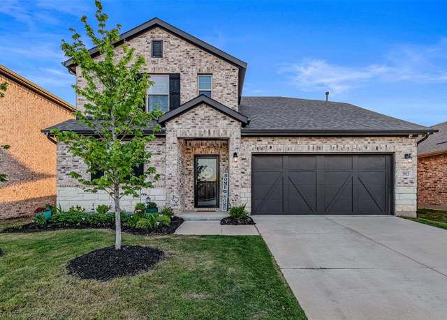 Property at 3912 Burks Ct, Celina, TX 75009, 4 beds, 2.5 baths