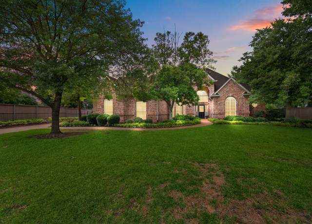 Property at 704 Longford Dr, Southlake, TX 76092, 4 beds, 3 baths