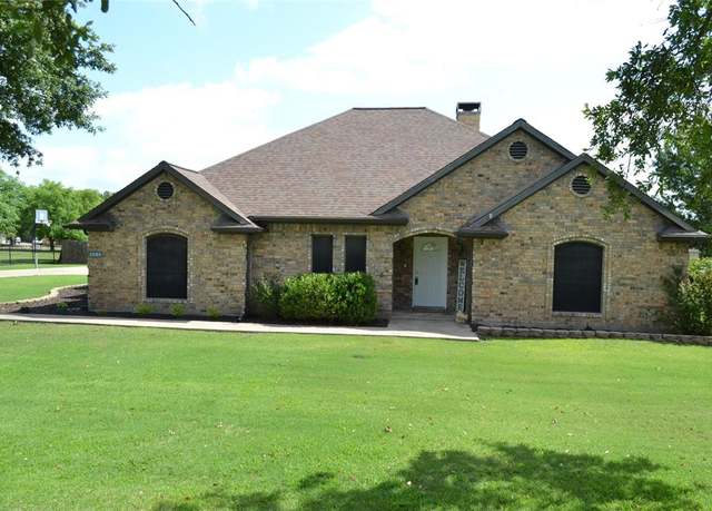 Property at 1201 E Oaklawn Dr, Talty, TX 75160, 6 beds, 3.5 baths