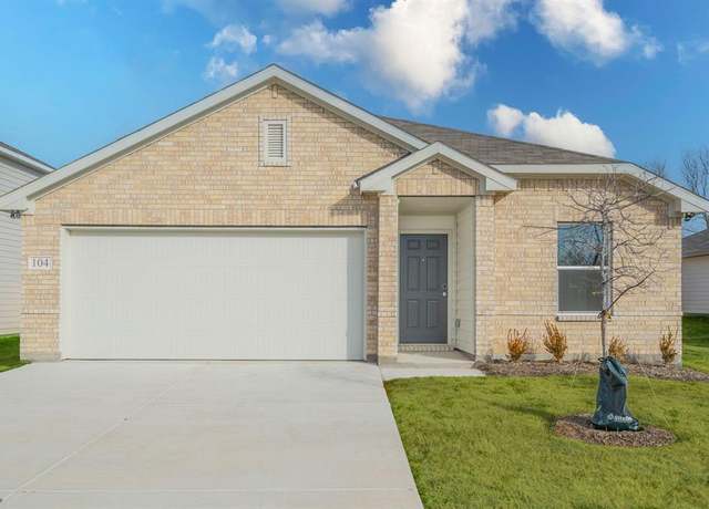 Property at 104 Doma Ave, Greenville, TX 75402, 4 beds, 2 baths