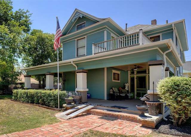 Property at 1800 Hurley Ave, Fort Worth, TX 76110, 4 beds, 2.5 baths