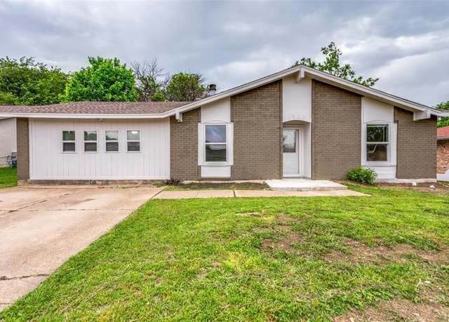 Property at 1601 Winderemere Dr, Arlington, TX 76014, 4 beds, 2 baths