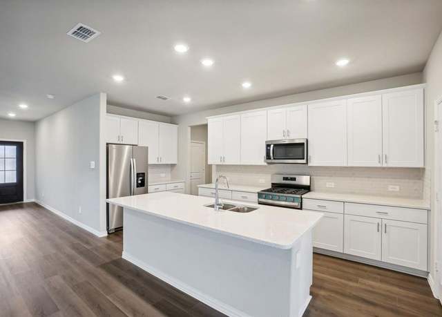 Property at 10728 Modoc Dr, Fort Worth, TX 76179, 4 beds, 3.5 baths