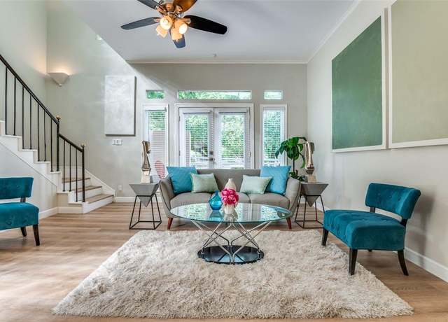 Property at 4040 Avondale Ave #201, Dallas, TX 75219, 2 beds, 2.5 baths