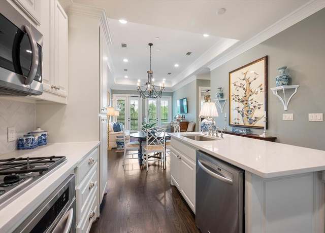 Property at 33 Main St #260, Colleyville, TX 76034, 2 beds, 2 baths