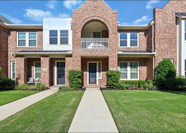 Property at 4833 Paddock Trl, Carrollton, TX 75010, 2 beds, 2.5 baths