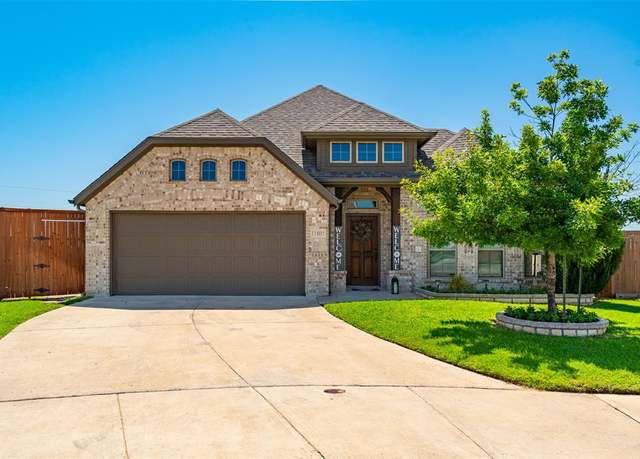Property at 11801 Carlin Dr, Fort Worth, TX 76108, 4 beds, 2 baths