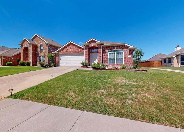 Property at 911 Fountain Dr, Wylie, TX 75098, 3 beds, 2 baths