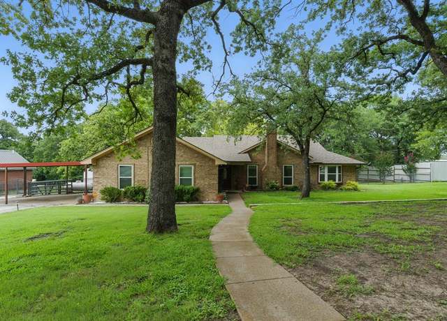 Property at 154 Scott Ln, Weatherford, TX 76085, 3 beds, 2 baths