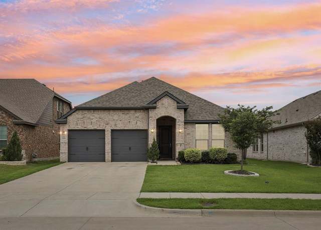 Property at 608 Cherry Hills Rd, Red Oak, TX 75154, 4 beds, 2 baths