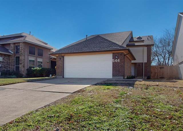 Property at 544 Blanco Dr, Mesquite, TX 75150, 2 beds, 2 baths