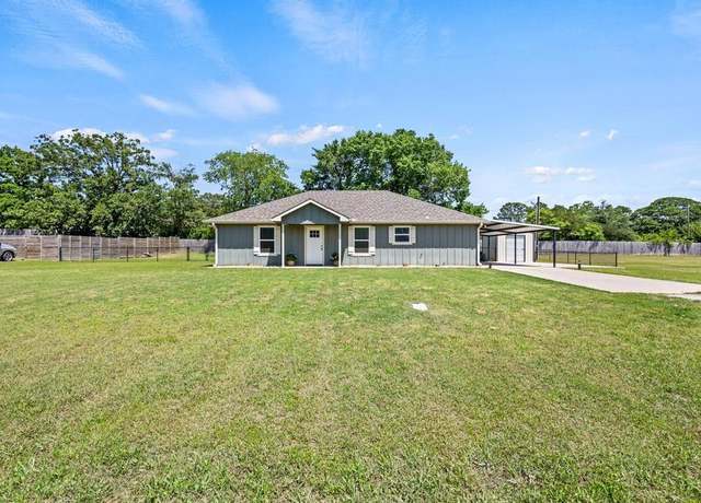 Property at 164 Private Road 43790, Paris, TX 75460, 3 beds, 2 baths