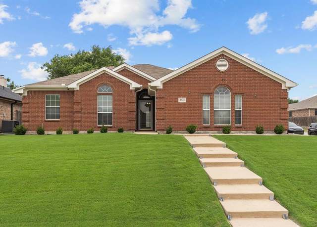 Property at 5749 Imes Ln, Fort Worth, TX 76179, 3 beds, 2 baths