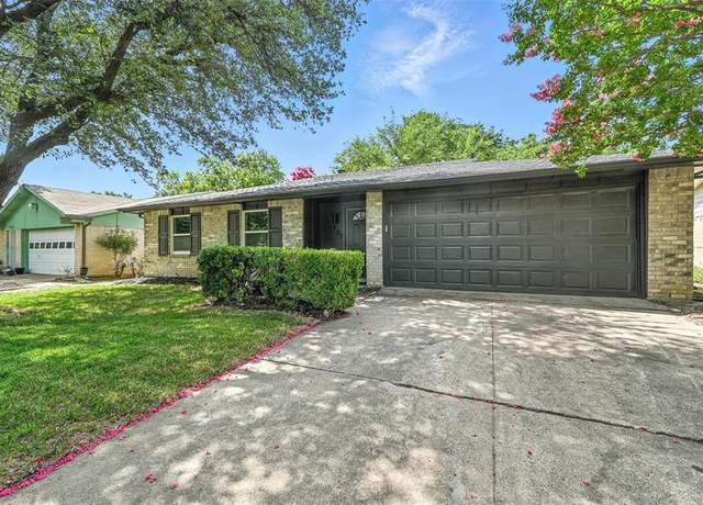 Property at 425 E Ferndale Ln, Grand Prairie, TX 75052, 3 beds, 2 baths