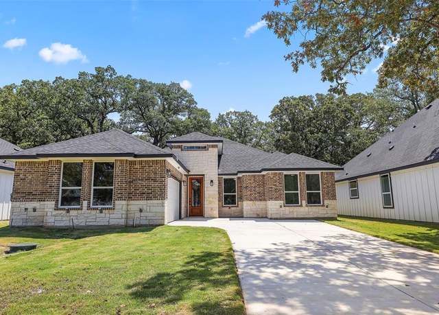 Property at 11306 Cedar Dr, Mabank, TX 75156, 4 beds, 2.5 baths