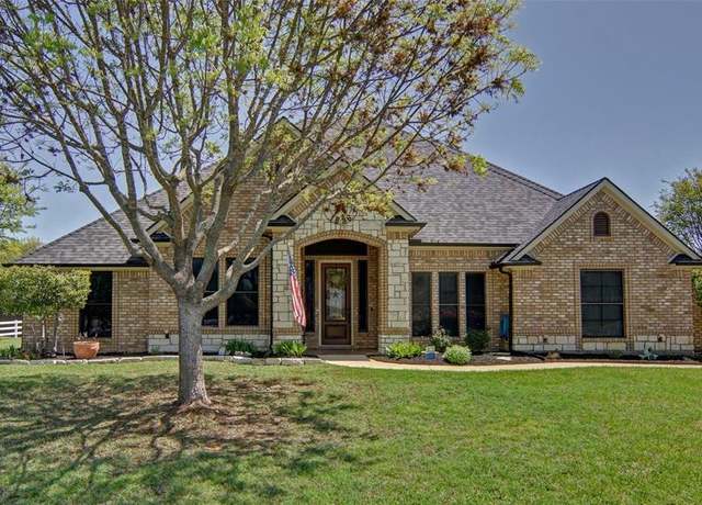 Property at 213 Austin Creek Ct, Fort Worth, TX 76140, 4 beds, 3.5 baths