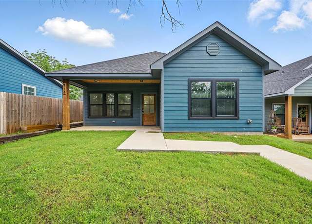 Property at 713 E Texas St, Denison, TX 75021, 3 beds, 2 baths