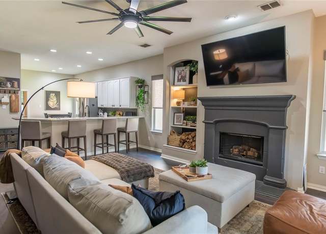 Property at 5304 Hampshire Dr, Mckinney, TX 75070, 3 beds, 2.5 baths
