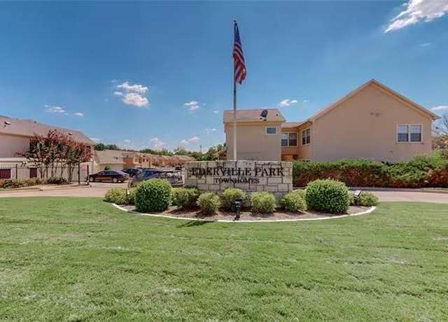 Property at 1548 Aldra Dr, Fort Worth, TX 76120, 4 beds, 3 baths