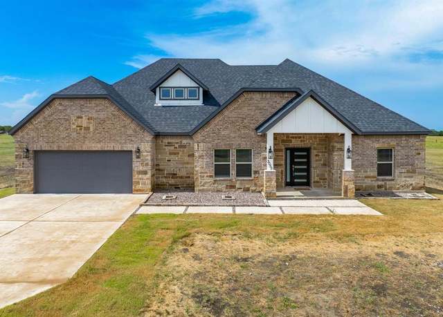 Property at 3055 County Road 4301, Greenville, TX 75401, 4 beds, 2 baths