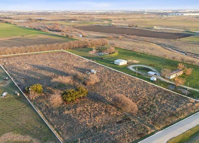 Property at 18969 Brookfield Dr, Justin, TX 76247