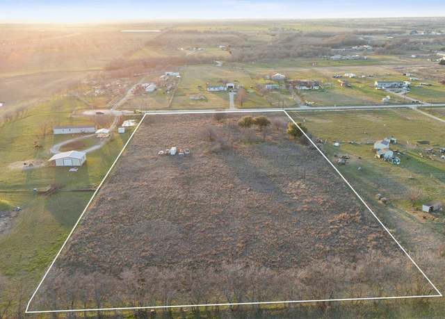Property at 18969 Brookfield Dr, Justin, TX 76247