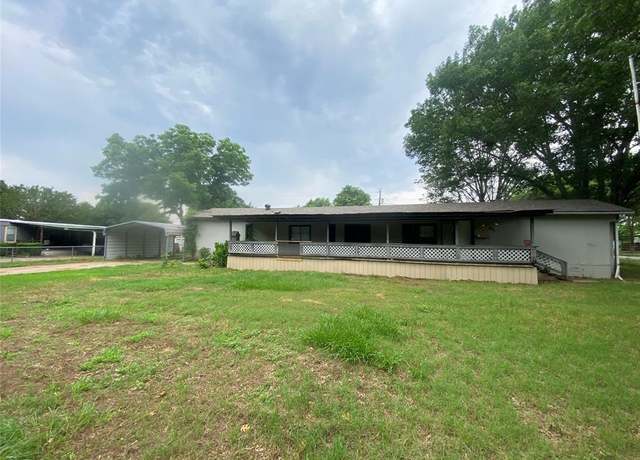 Property at 201 Softwind St, Gun Barrel City, TX 75156, 3 beds, 2 baths
