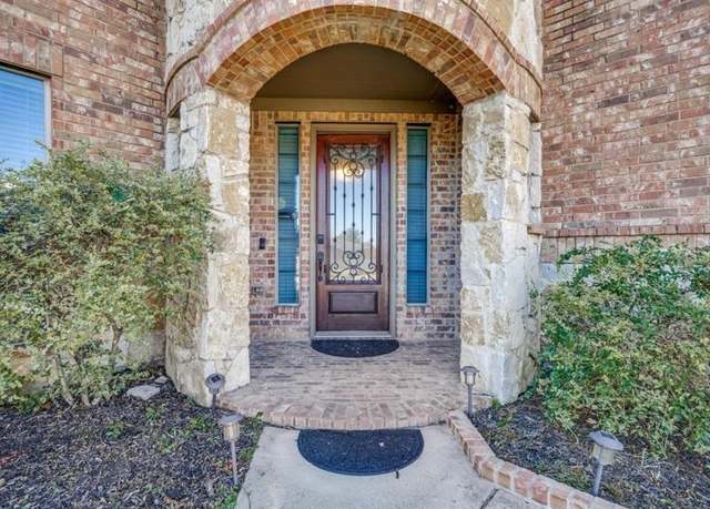 Property at 403 Sodbury Ct, Roanoke, TX 76262, 5 beds, 3.5 baths