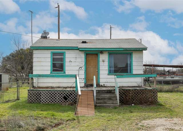 Property at 5815 Tacos Trl, Brownwood, TX 76801, 1 bed, 1 bath