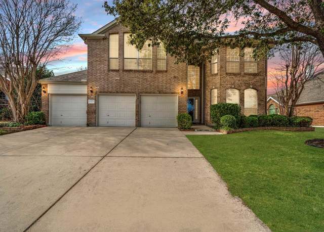 Property at 1523 Hidden Cove Dr, Grand Prairie, TX 75050, 4 beds, 2.5 baths
