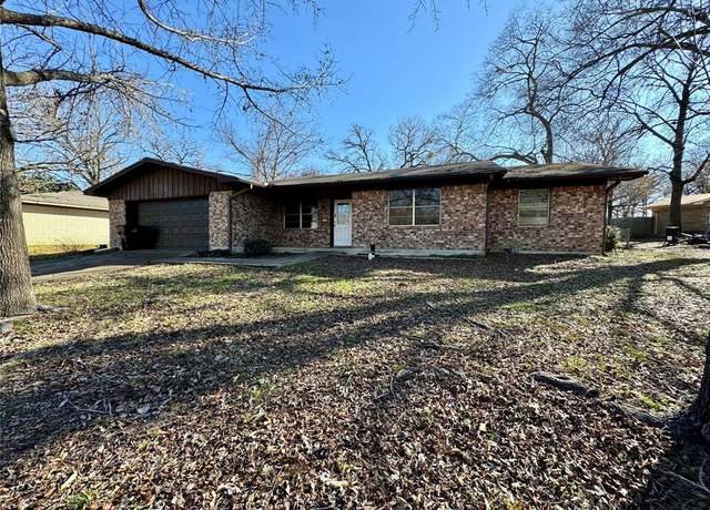 Property at 1314 Forrest Dr, Canton, TX 75103, 3 beds, 2 baths