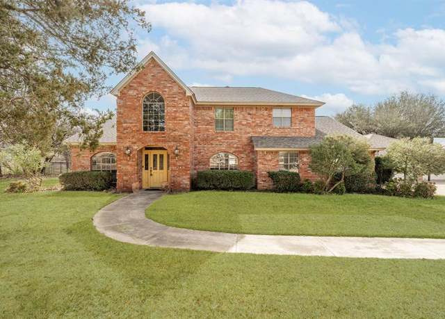 Property at 2774 Thornhill, Stephenville, TX 76401, 4 beds, 2.5 baths
