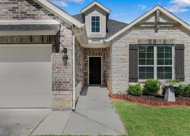 Property at 398 Mesa Dr, Lone Oak, TX 75453, 3 beds, 2 baths