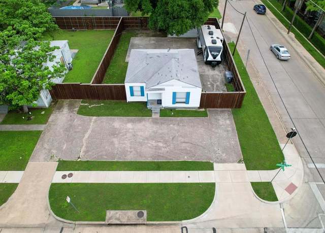 Property at 4702 W University Blvd, Dallas, TX 75209, 2 beds, 1 bath
