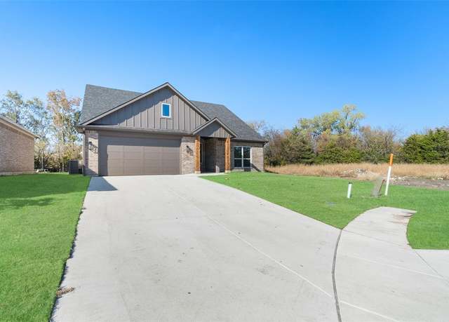 Property at 304 Kelcey Ct, Trenton, TX 75490, 3 beds, 2 baths
